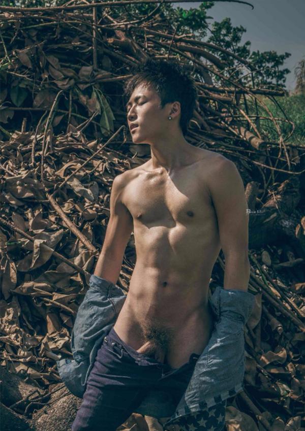 PHOTO-SET-Whoseman-1-吳敵警長來囉~~~我的靴子裡有蛇